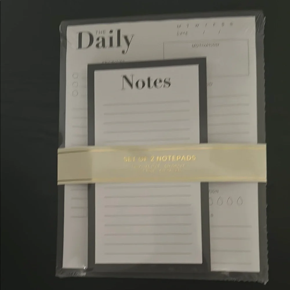✨Elegant Daily Notepad - Black and Cream 2pk